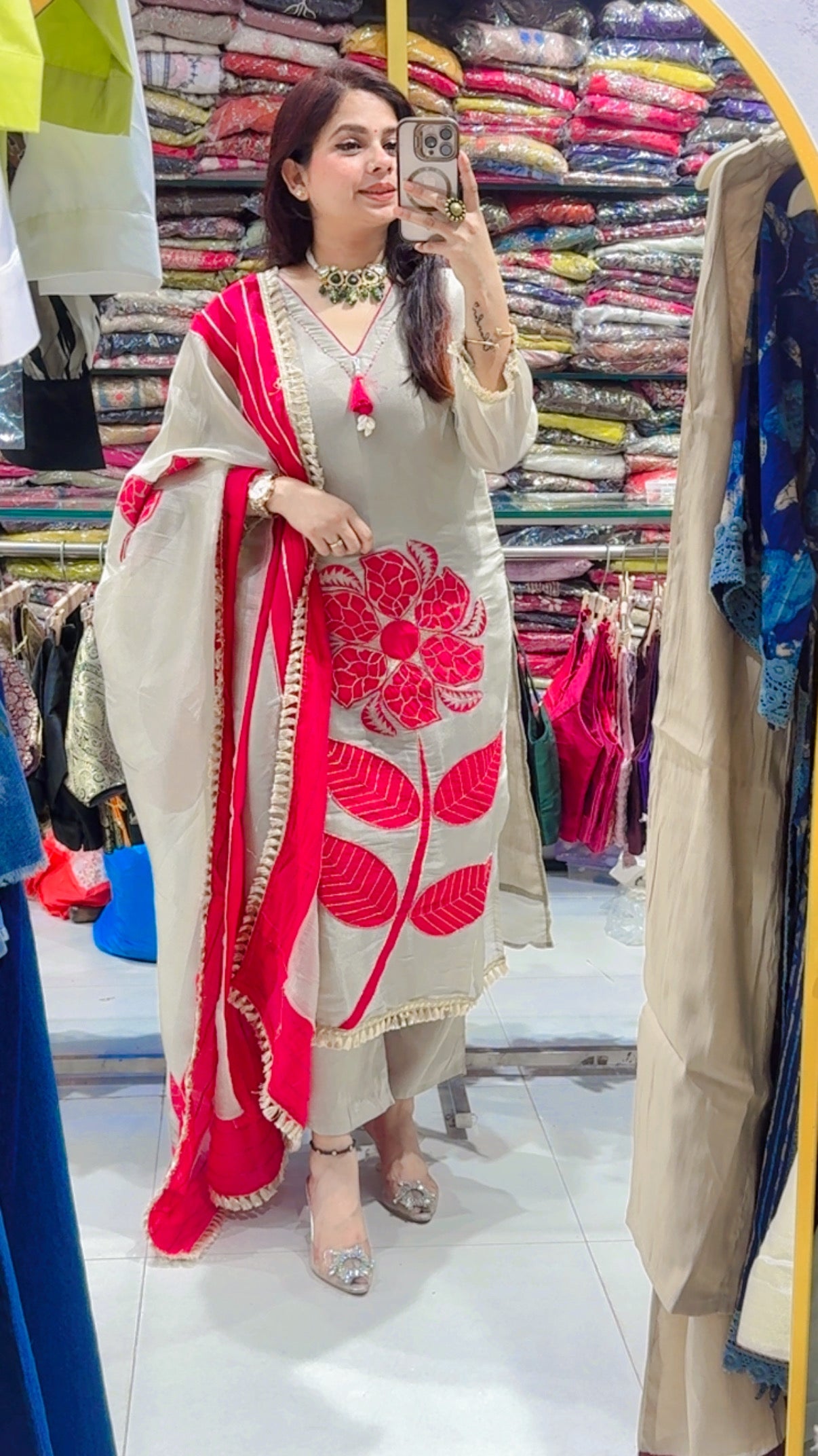 Lata shimmer Suit
