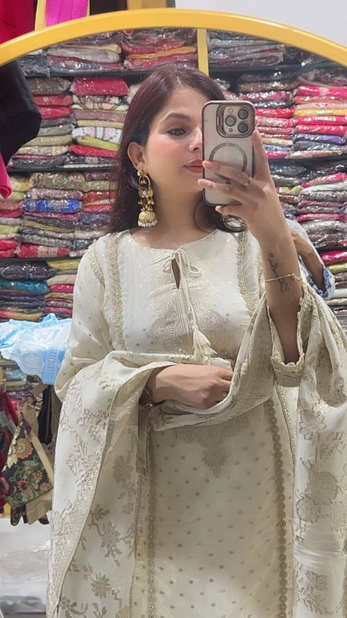 Banno farshi Suit