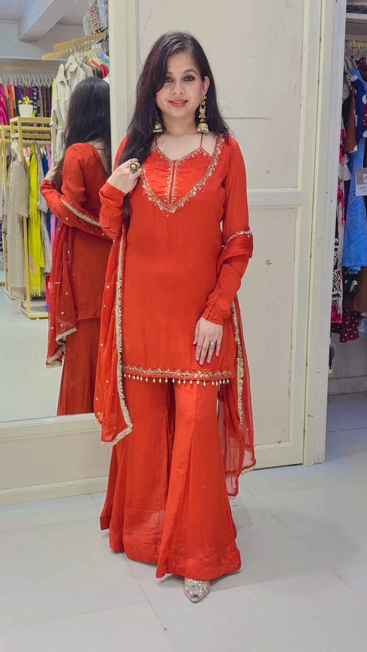 Meera sharara set