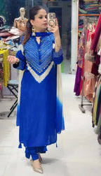Somi collar suit