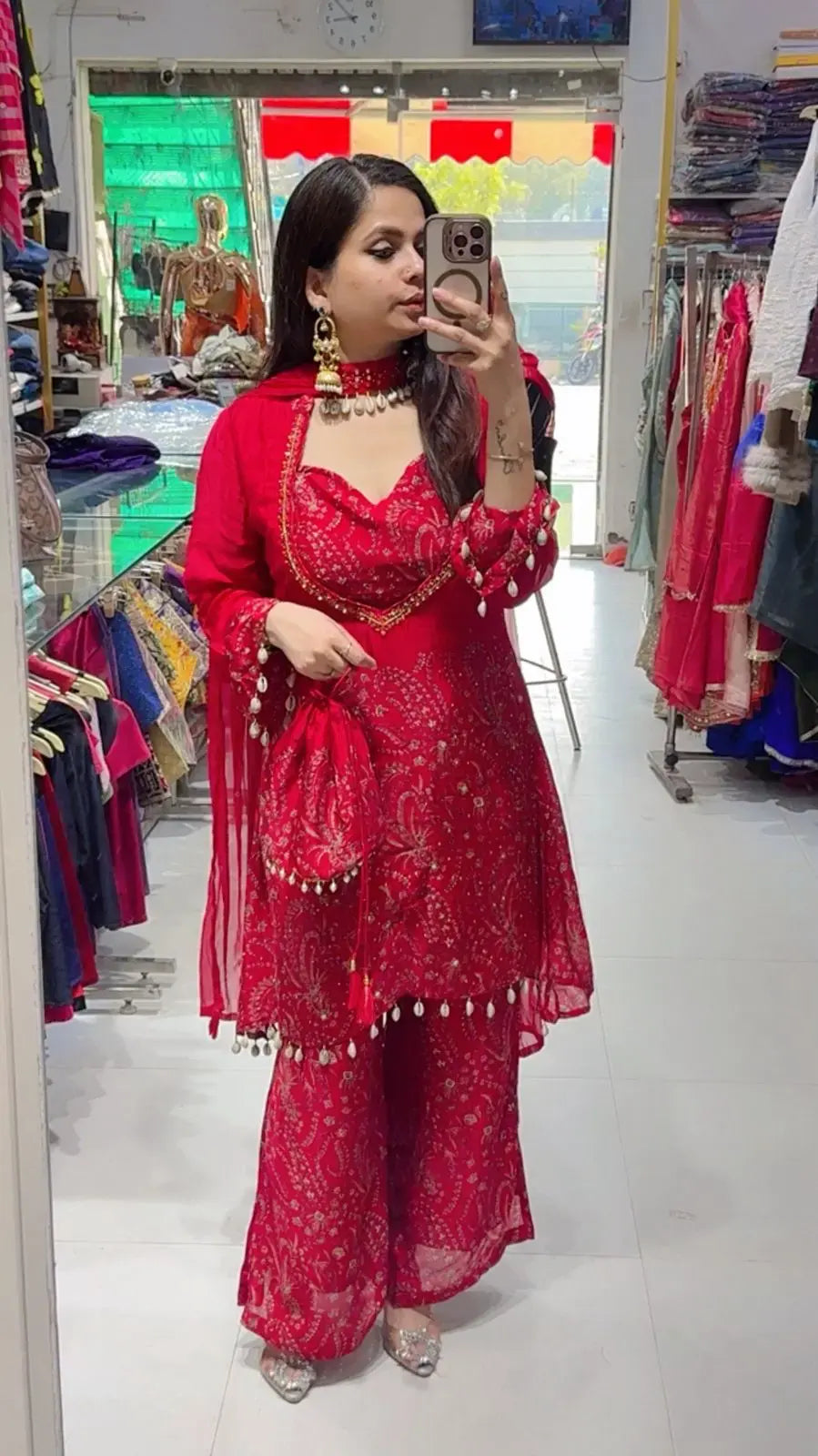 Ridhima suit