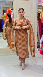 Kiwi cotton suit
