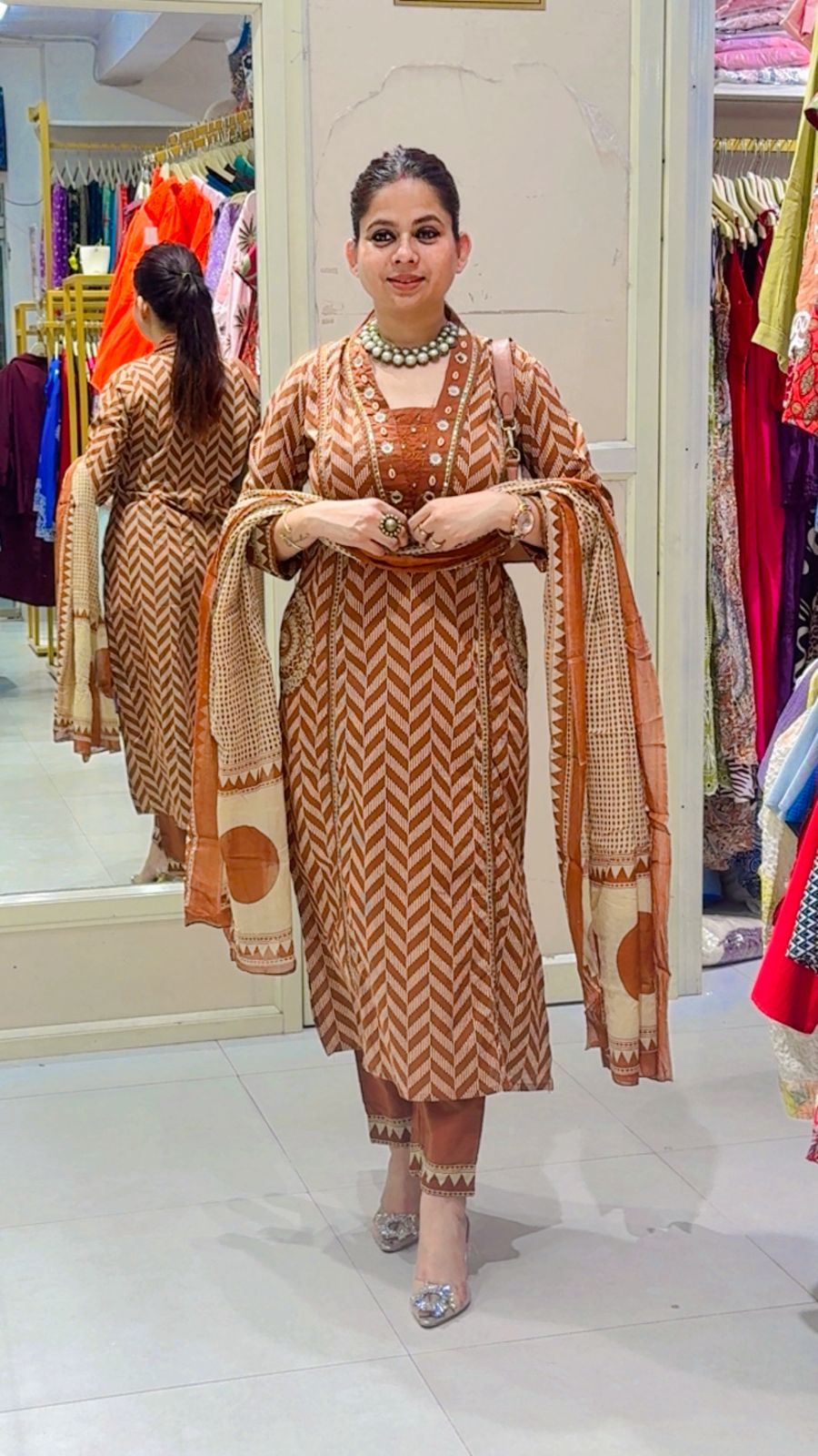 Kiwi cotton suit