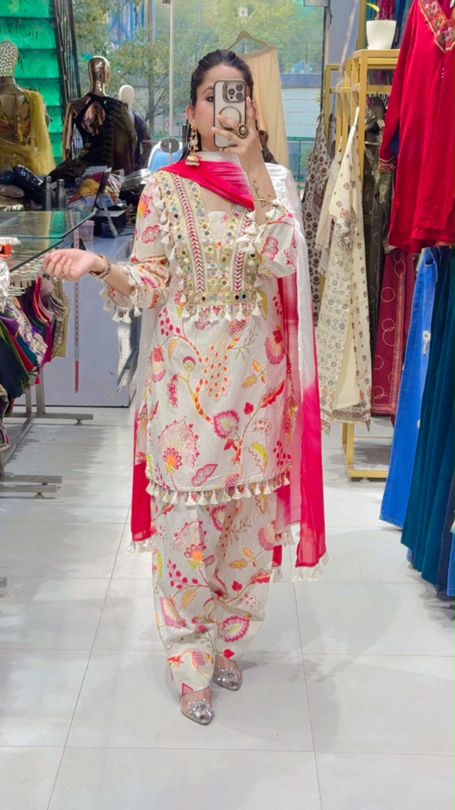 Heena 3 pis suit