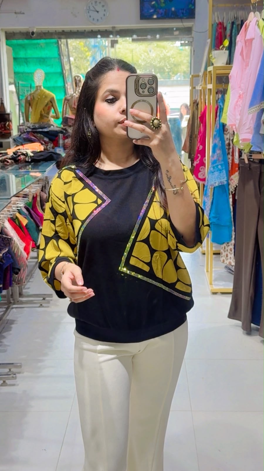 Zigzag top