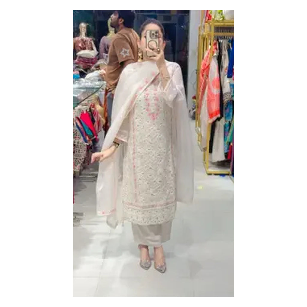 Razia Suit