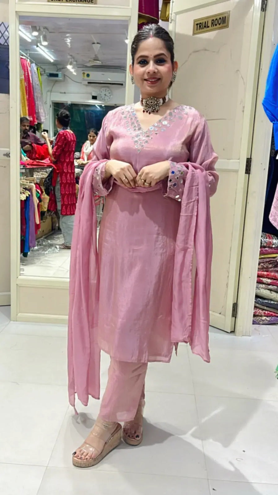 Rabia shimmer suit set