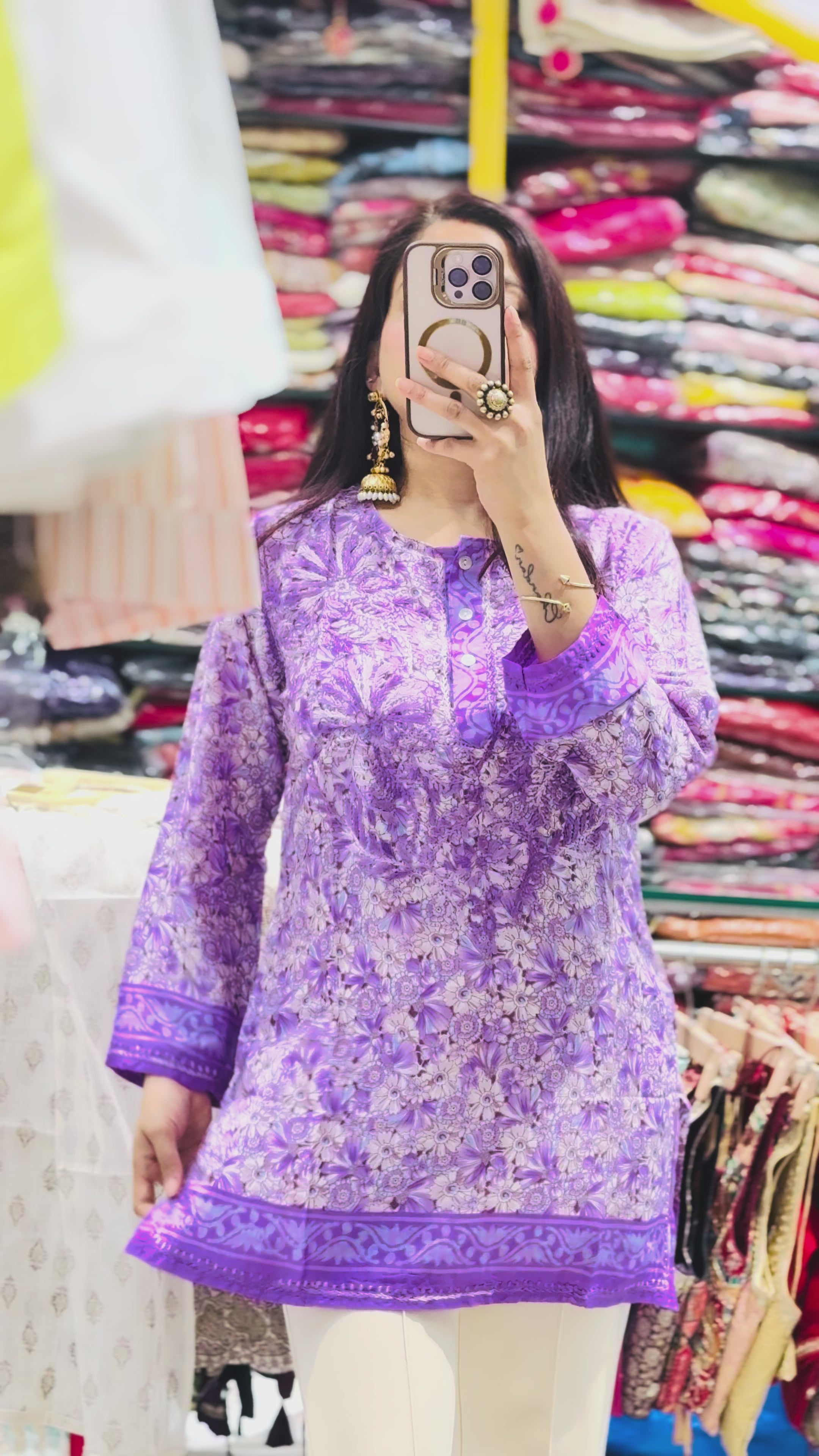 Crepe Chikankari Kurta