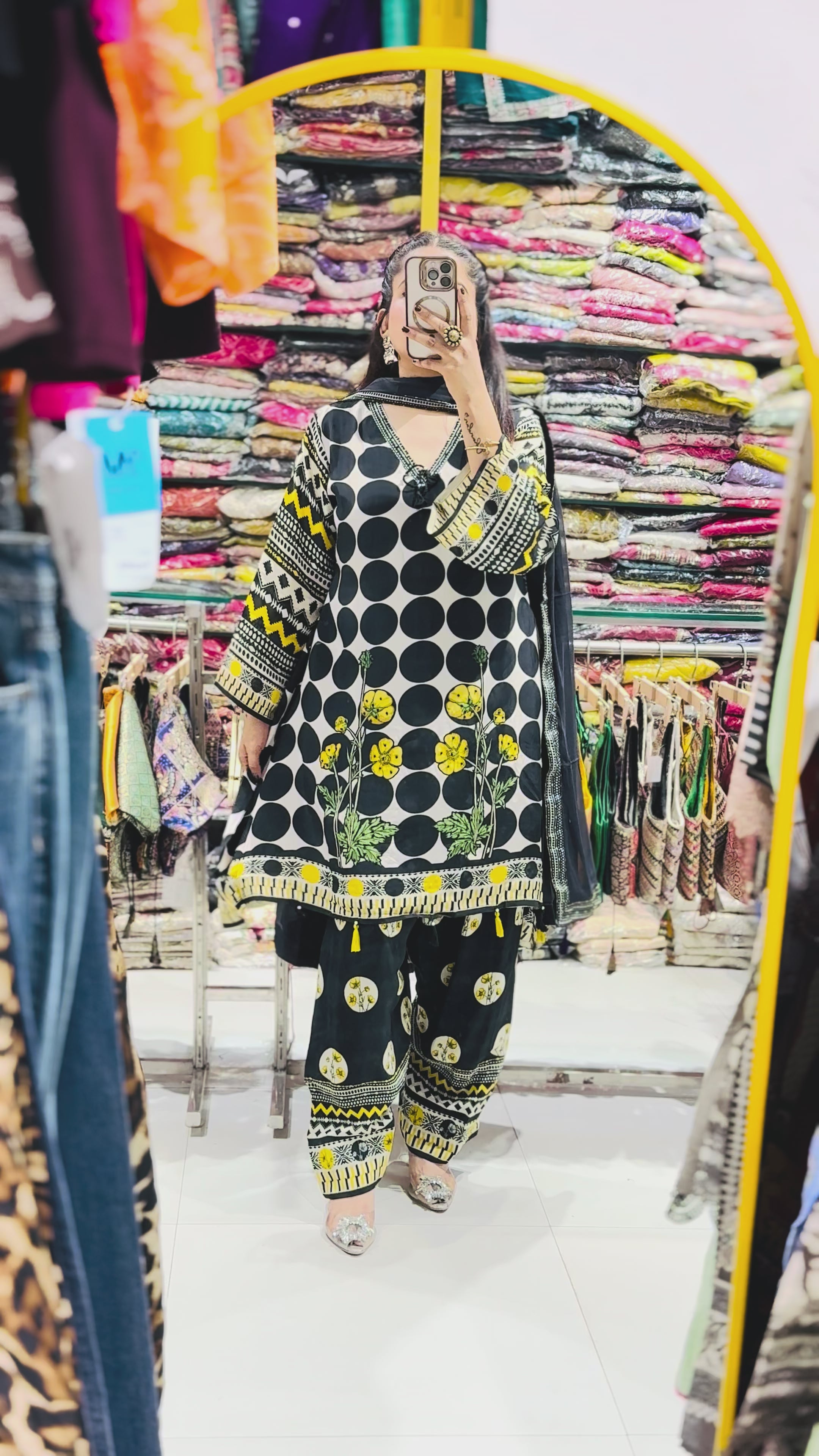 Polka farshi suit
